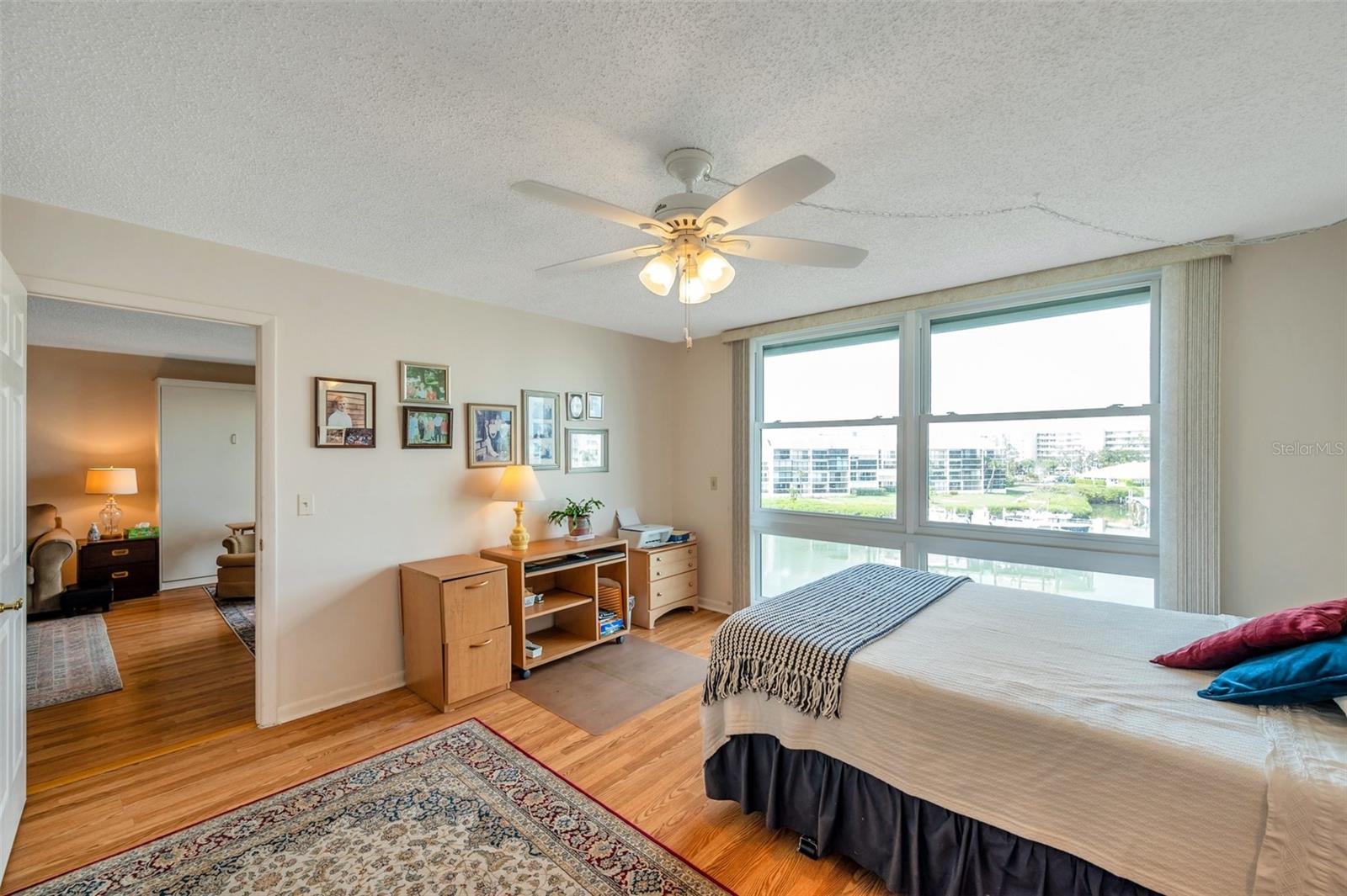 Image 19 of 48 For 7600 Sun Island Drive S 407