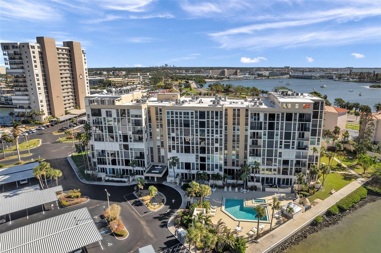 Image 33 of 48 For 7600 Sun Island Drive S 407