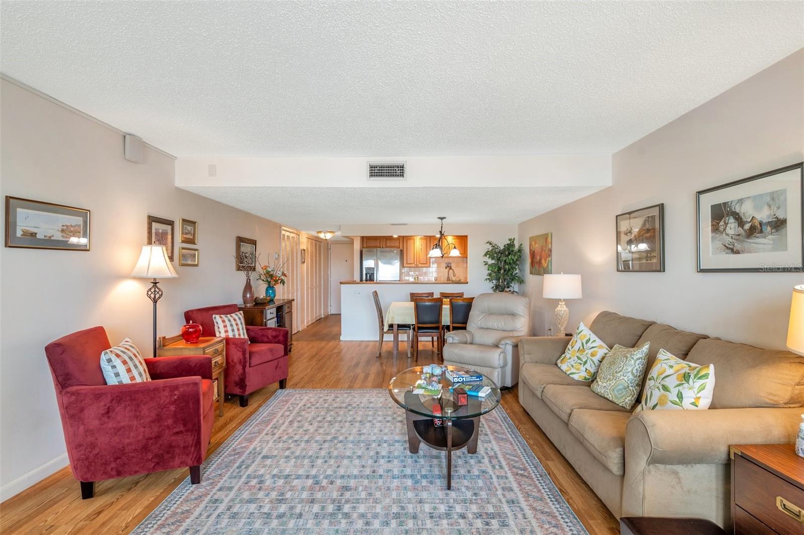 Image 9 of 48 For 7600 Sun Island Drive S 407