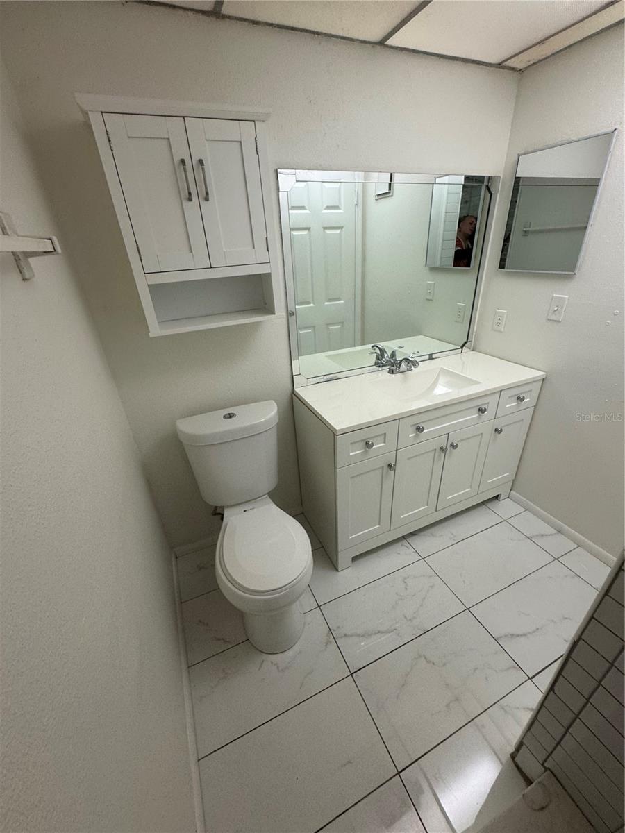 Image 34 of 50 For 3300 Fox Chase Circle N 229
