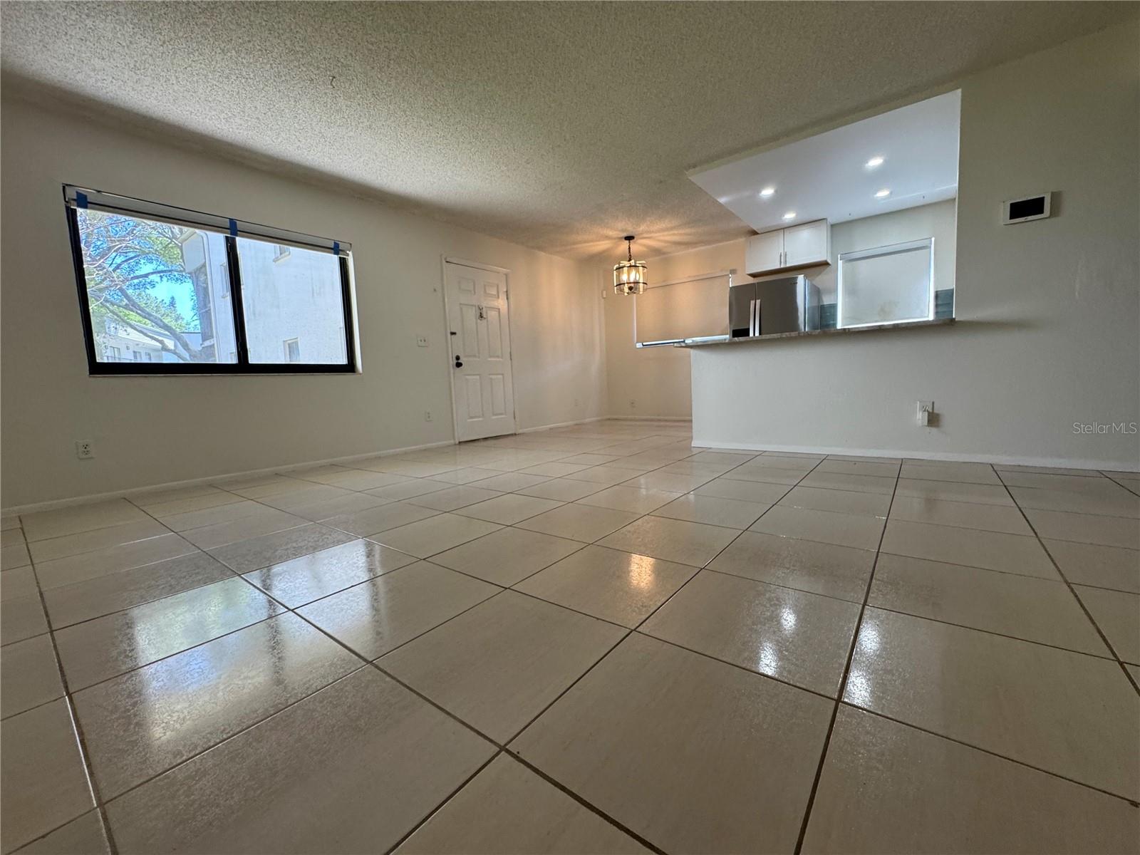 Image 4 of 50 For 3300 Fox Chase Circle N 229