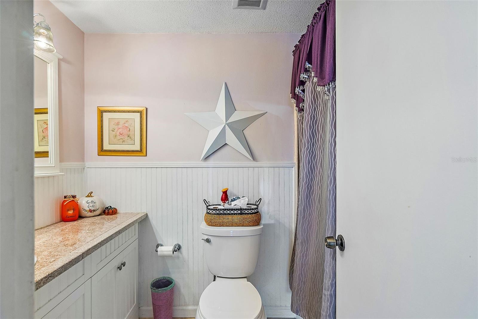 Image 21 of 27 For 11296 90th Avenue