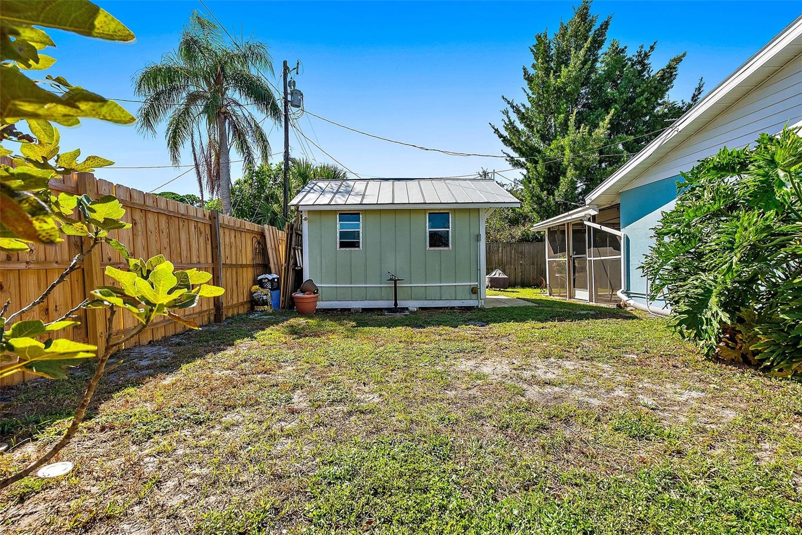 Image 25 of 27 For 11296 90th Avenue