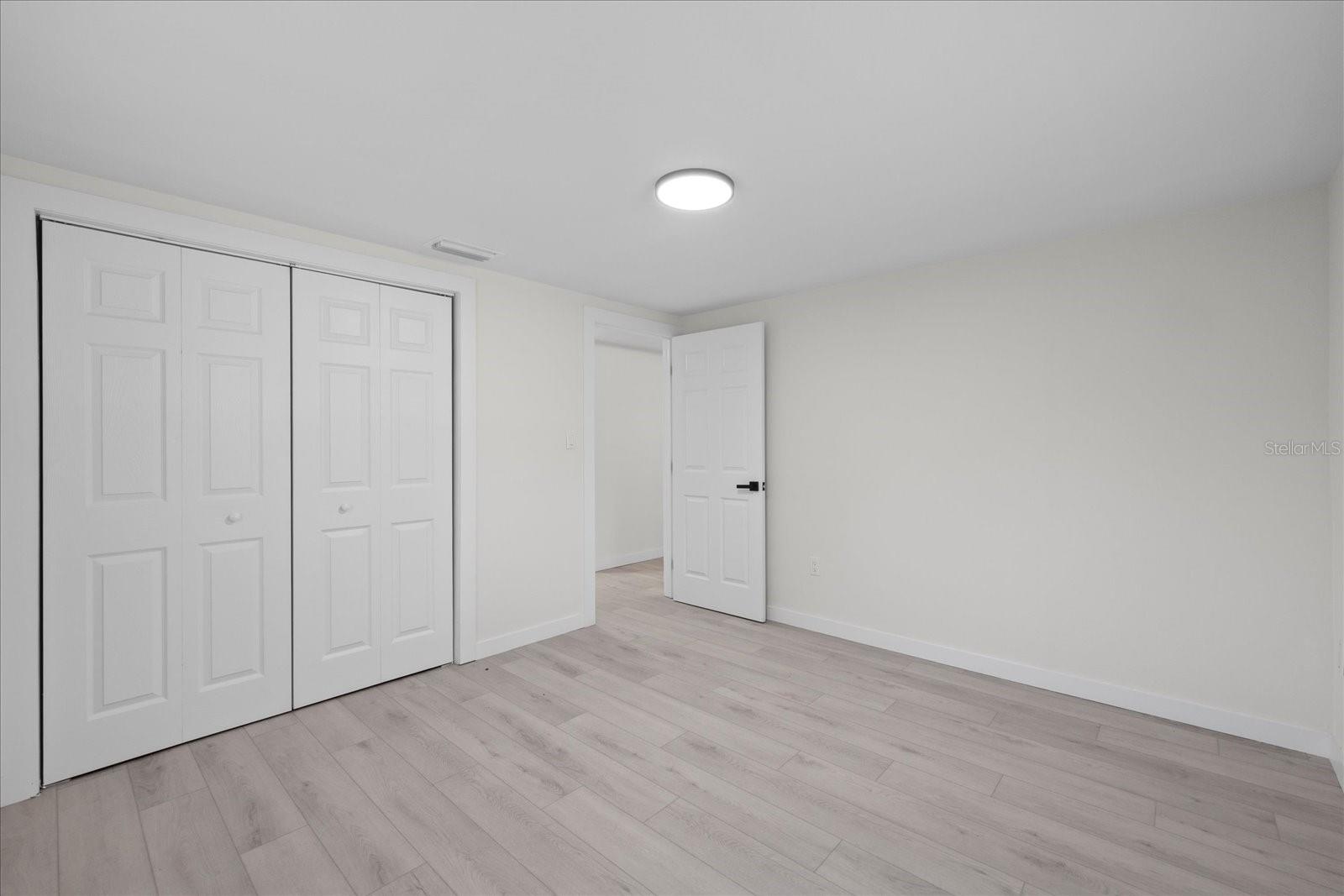 Image 17 of 42 For 15025 Shark Street