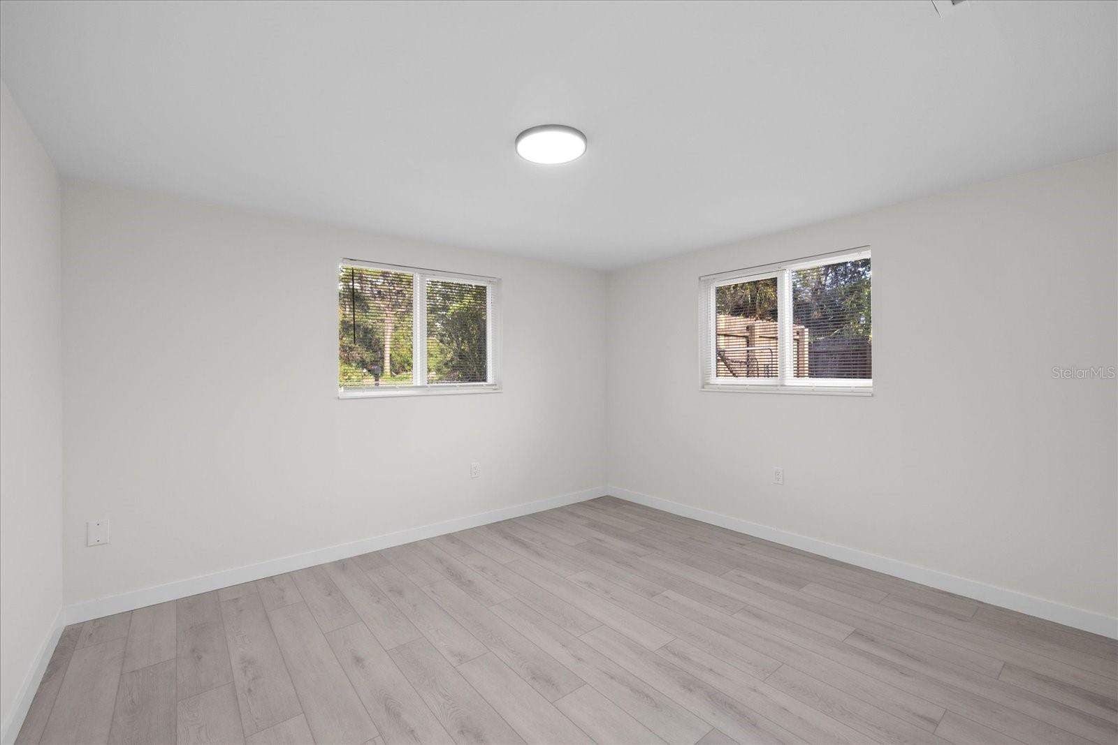 Image 18 of 42 For 15025 Shark Street