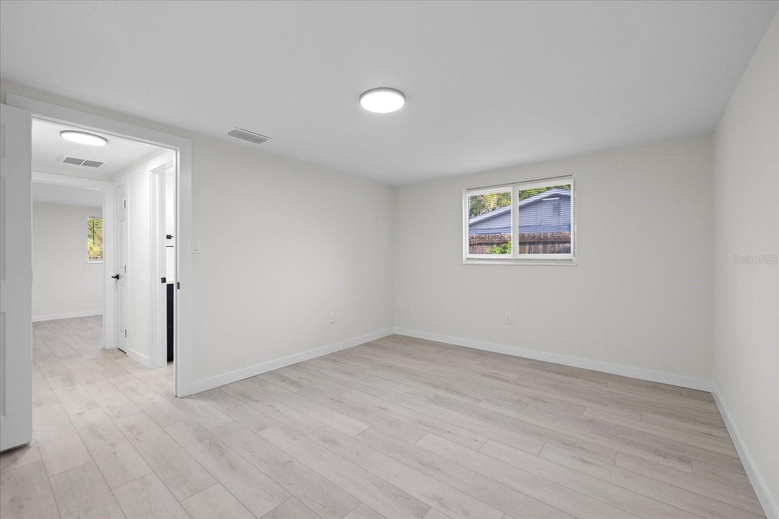 Image 19 of 42 For 15025 Shark Street