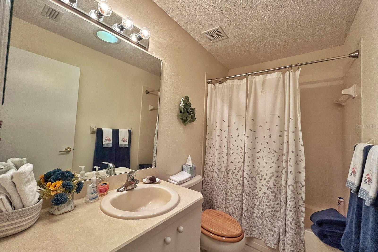 Image 31 of 55 For 18531 Bent Pine Drive