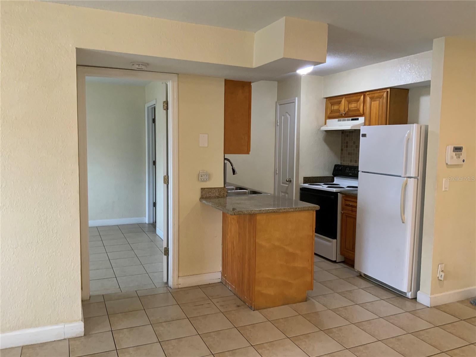 Image 4 of 19 For 235 Red Maple Place 235