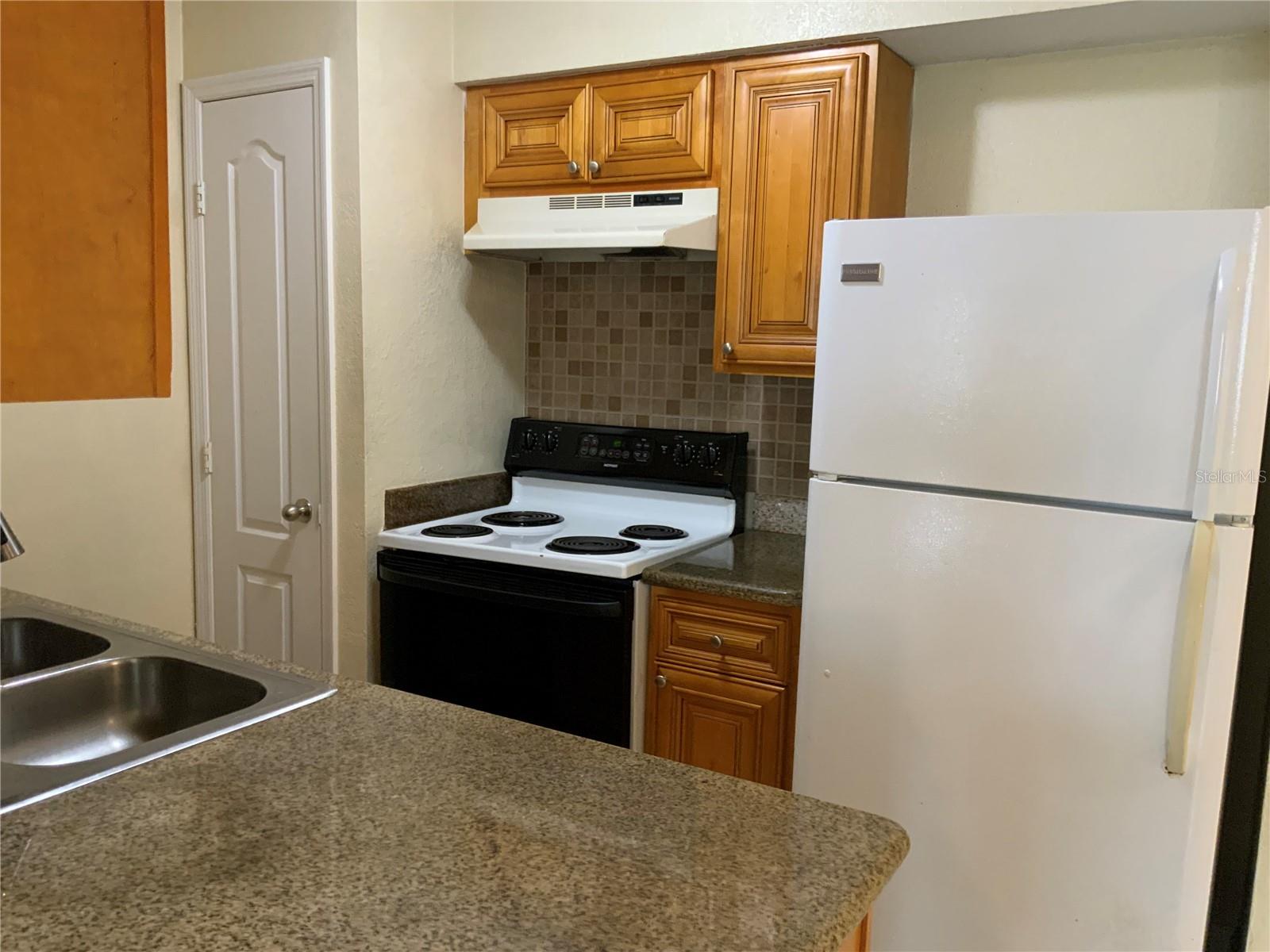 Image 7 of 19 For 235 Red Maple Place 235