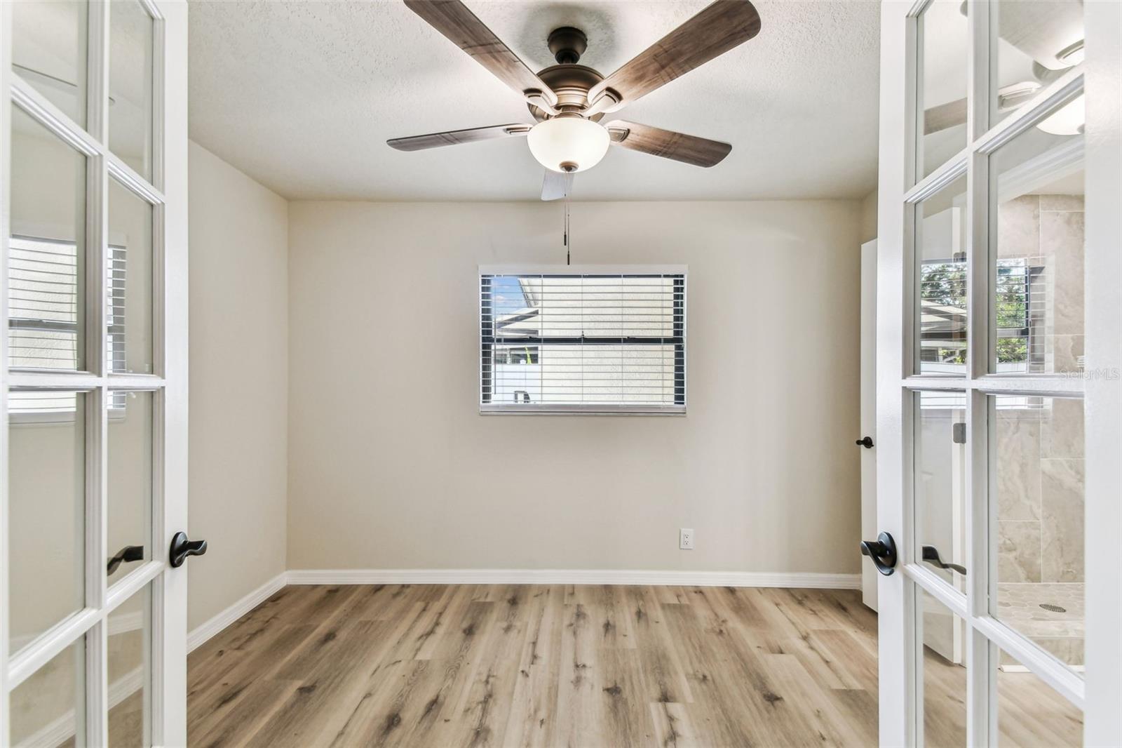 Image 6 of 62 For 6551 West Shore Circle