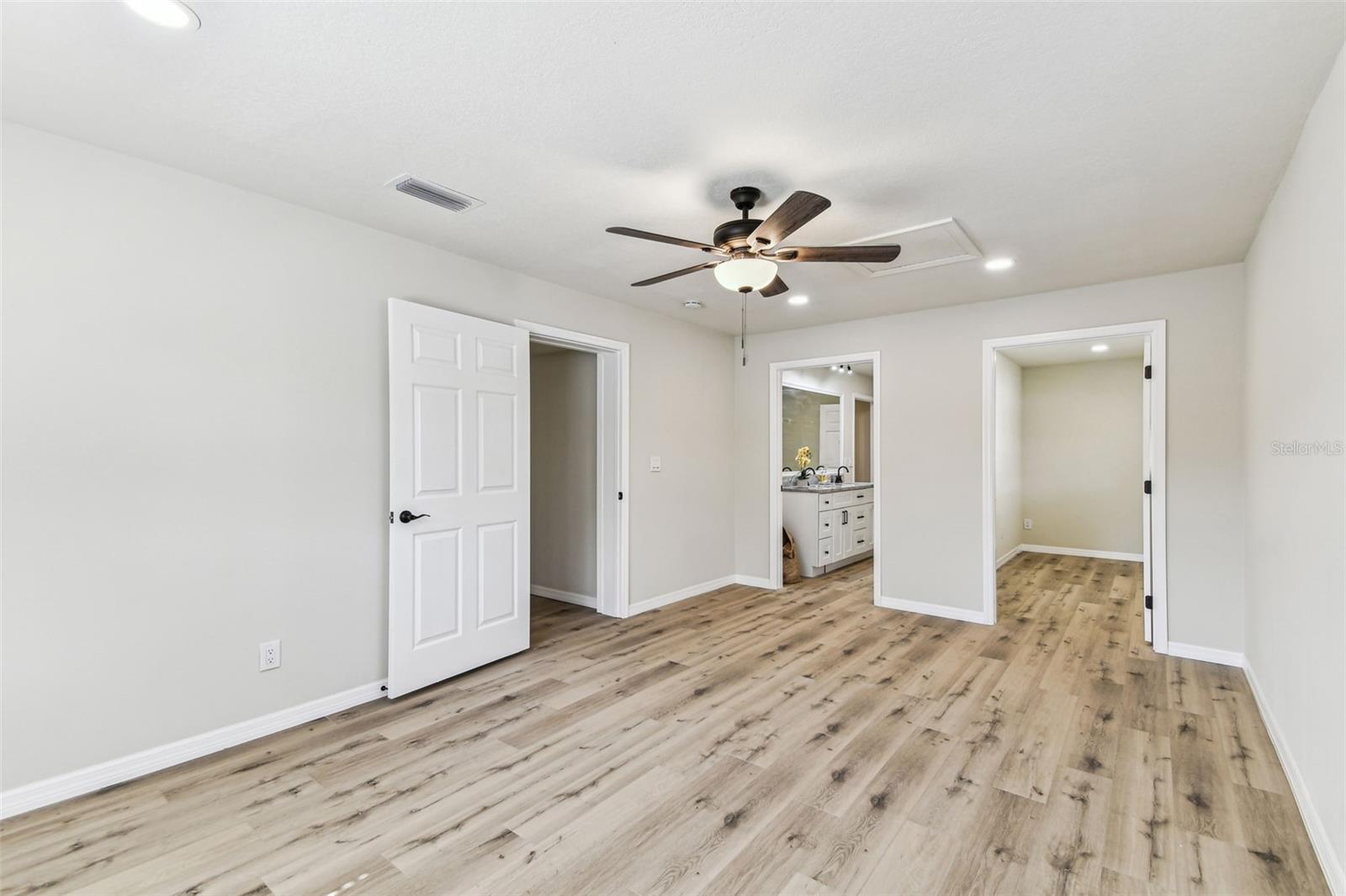 Image 9 of 62 For 6551 West Shore Circle