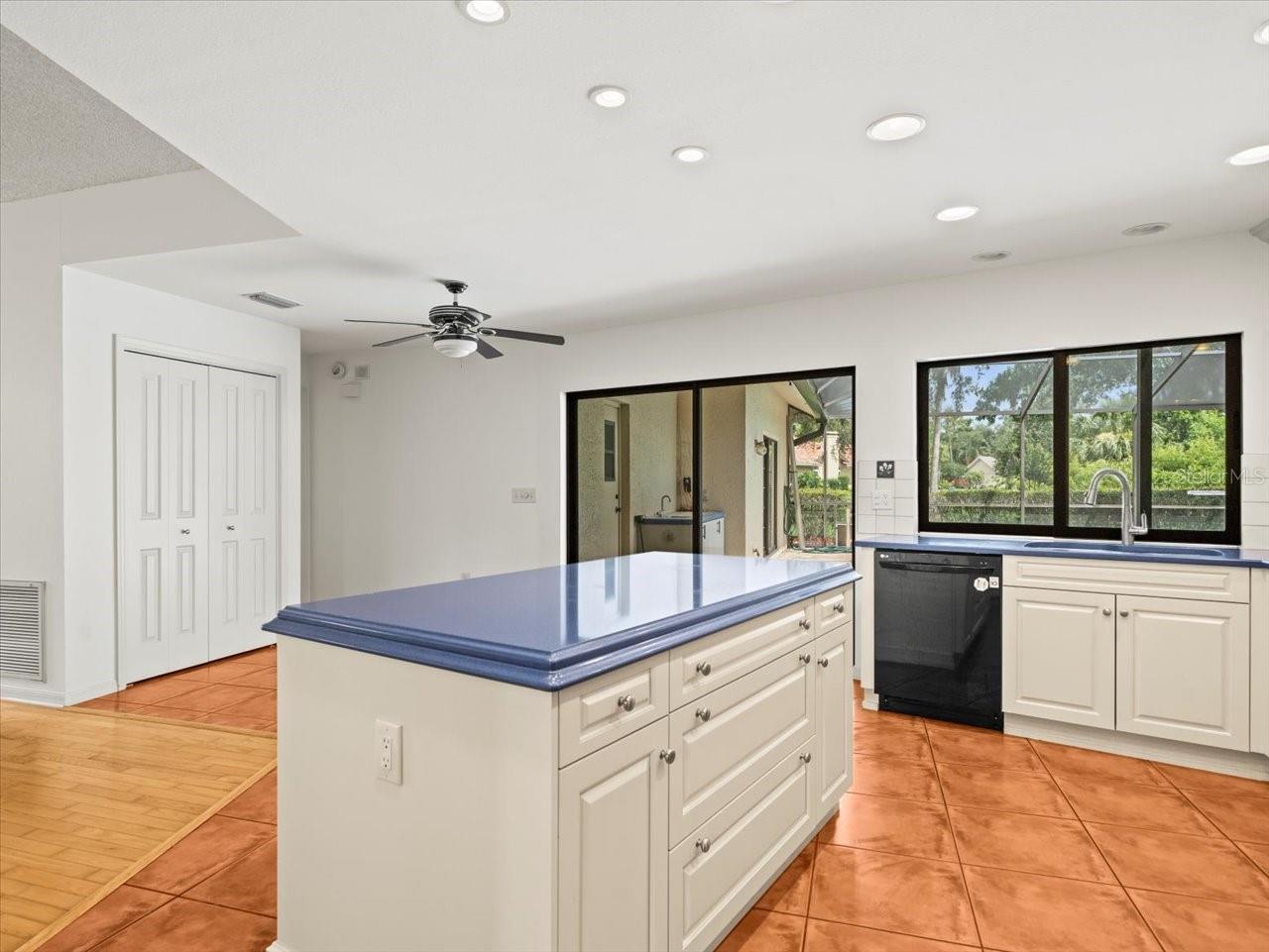 Image 20 of 56 For 13608 Lytton Way
