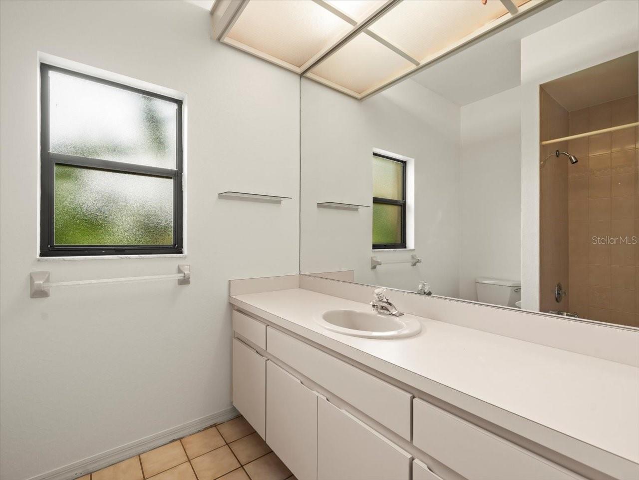 Image 31 of 56 For 13608 Lytton Way