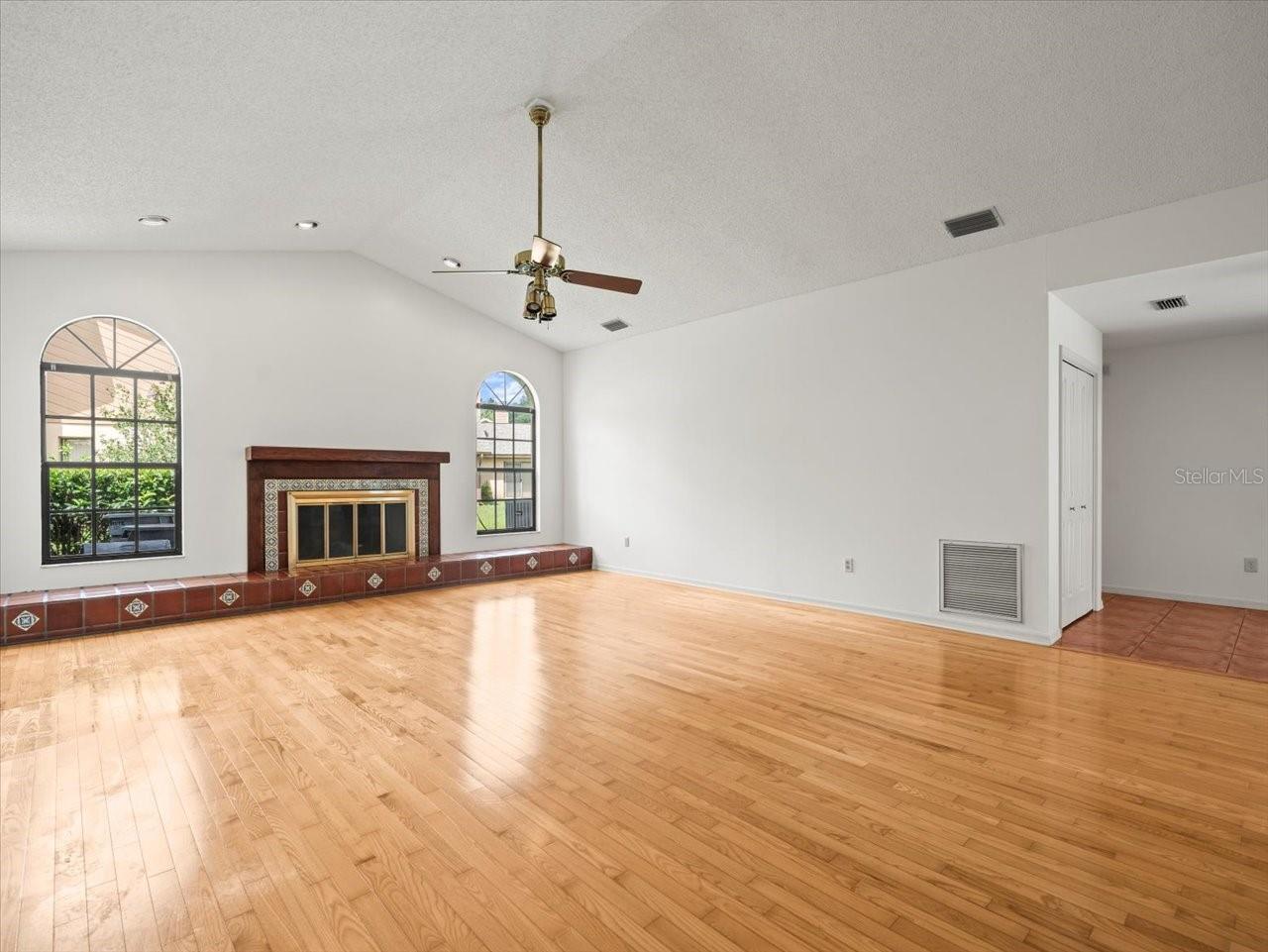 Image 52 of 56 For 13608 Lytton Way