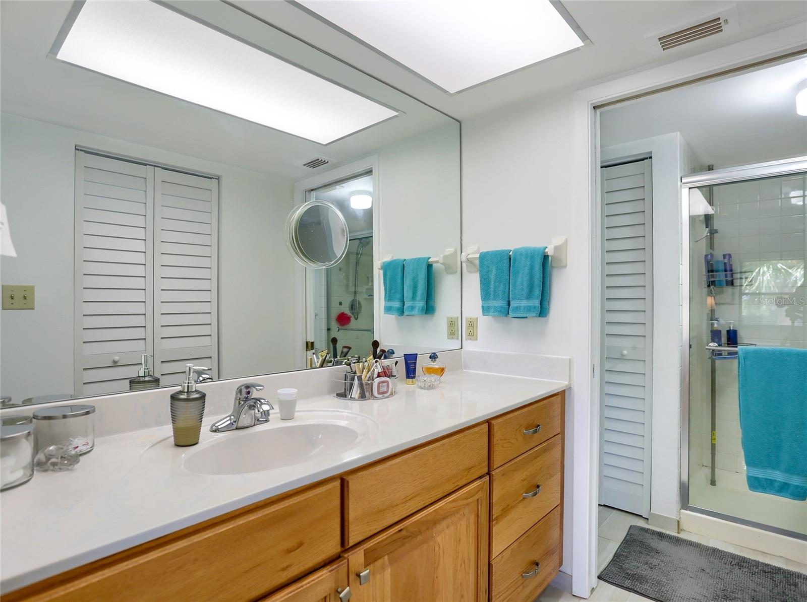 Image 15 of 29 For 1328 Pasadena Avenue S 207