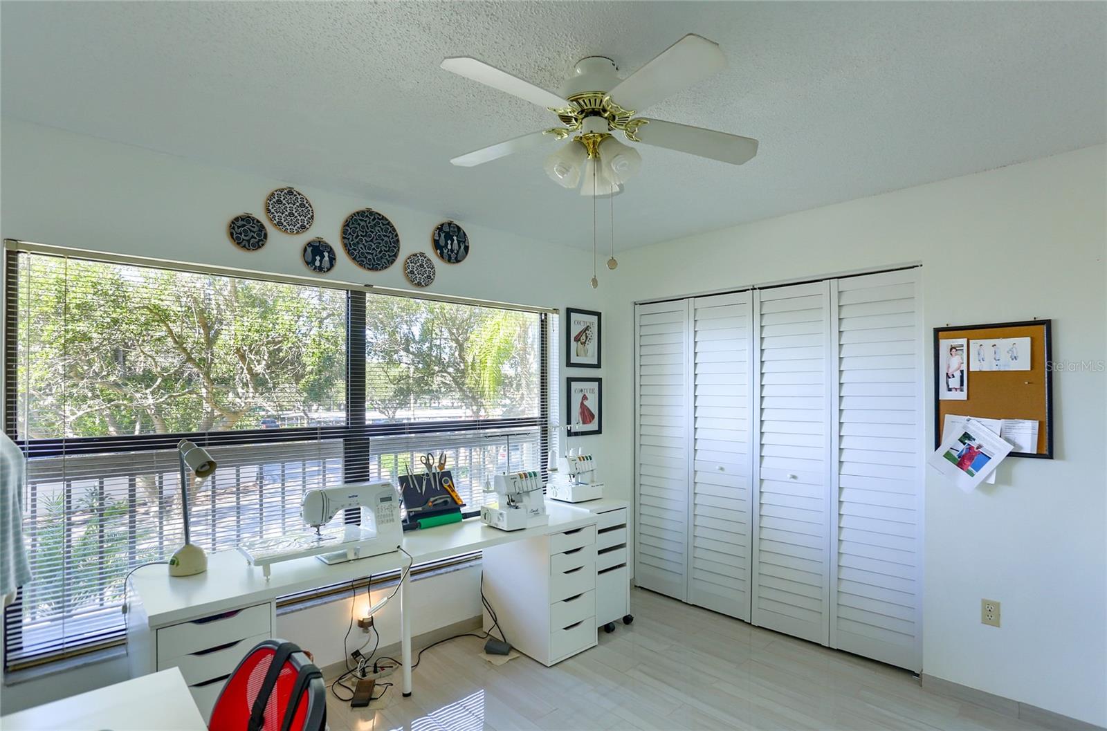 Image 18 of 29 For 1328 Pasadena Avenue S 207
