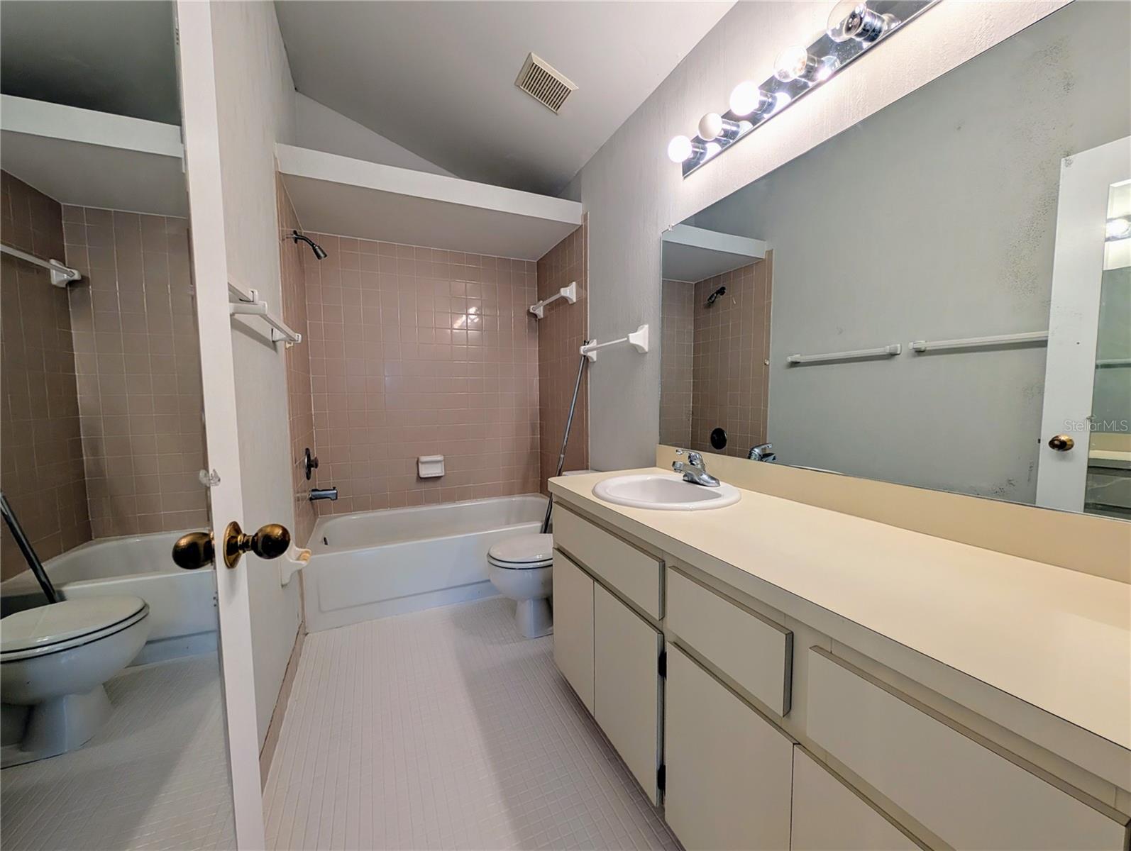 Image 10 of 19 For 8209 Volusia Place