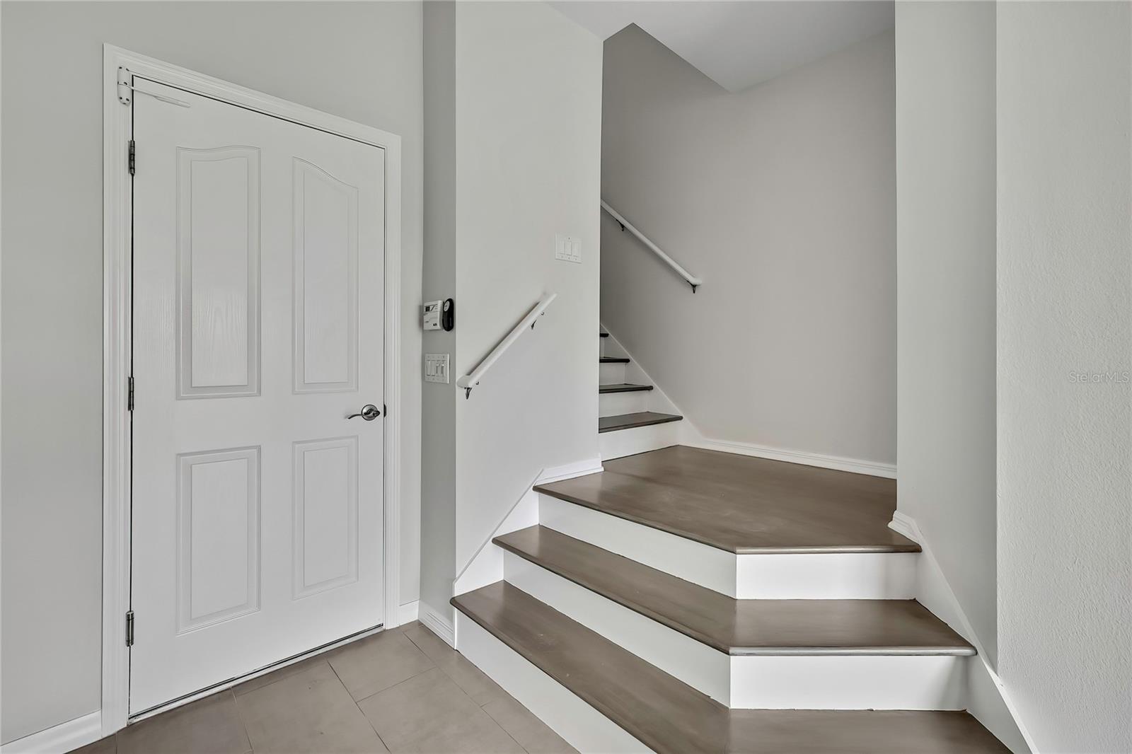 Image 3 of 66 For 1402 Harbour Walk Road
