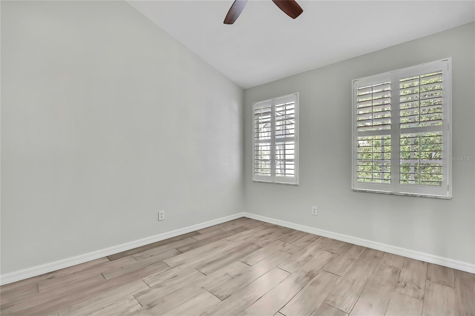 Image 44 of 66 For 1402 Harbour Walk Road