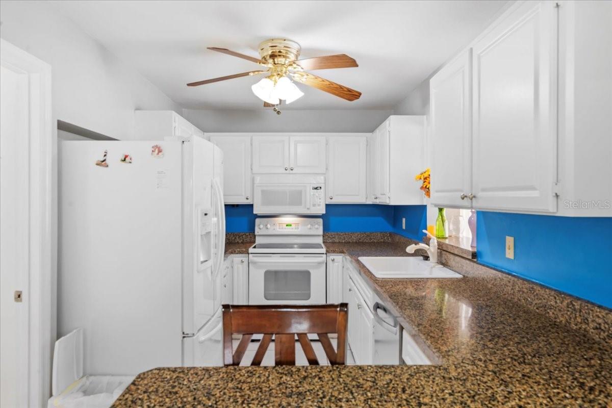Image 6 of 34 For 2214 Highclere Circle 6