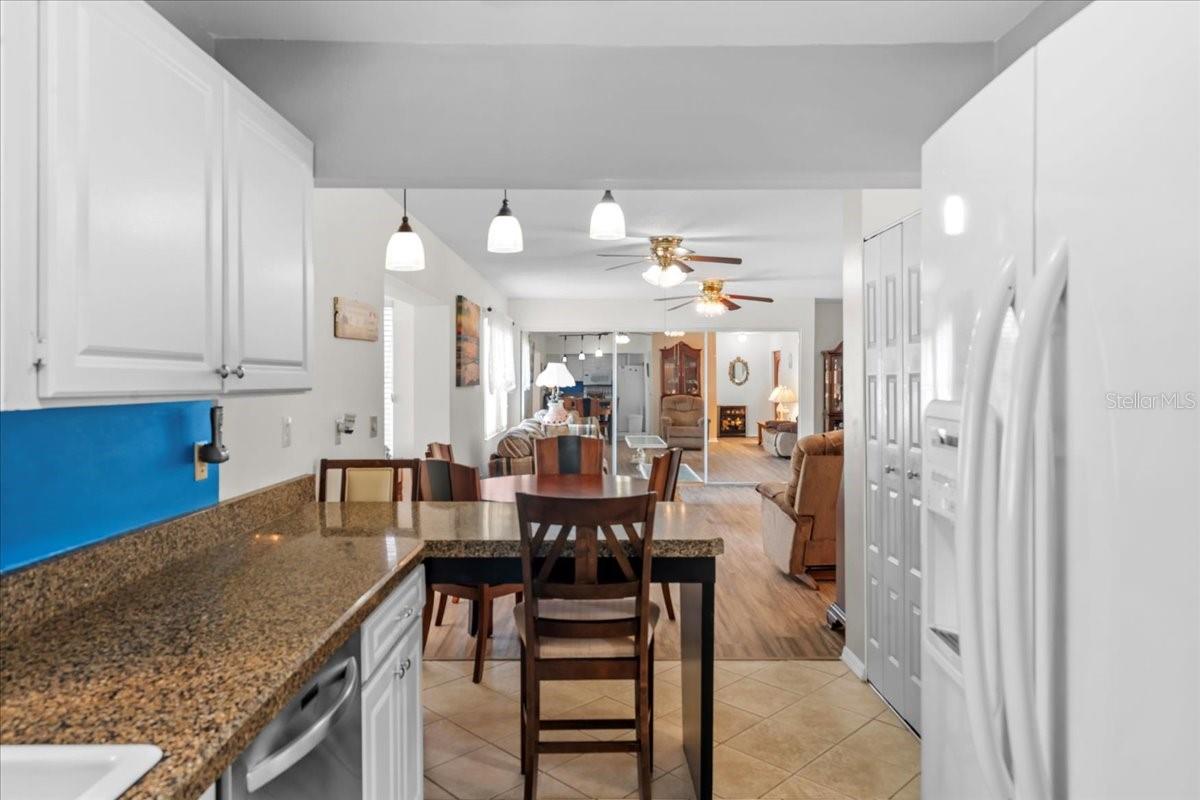 Image 7 of 34 For 2214 Highclere Circle 6