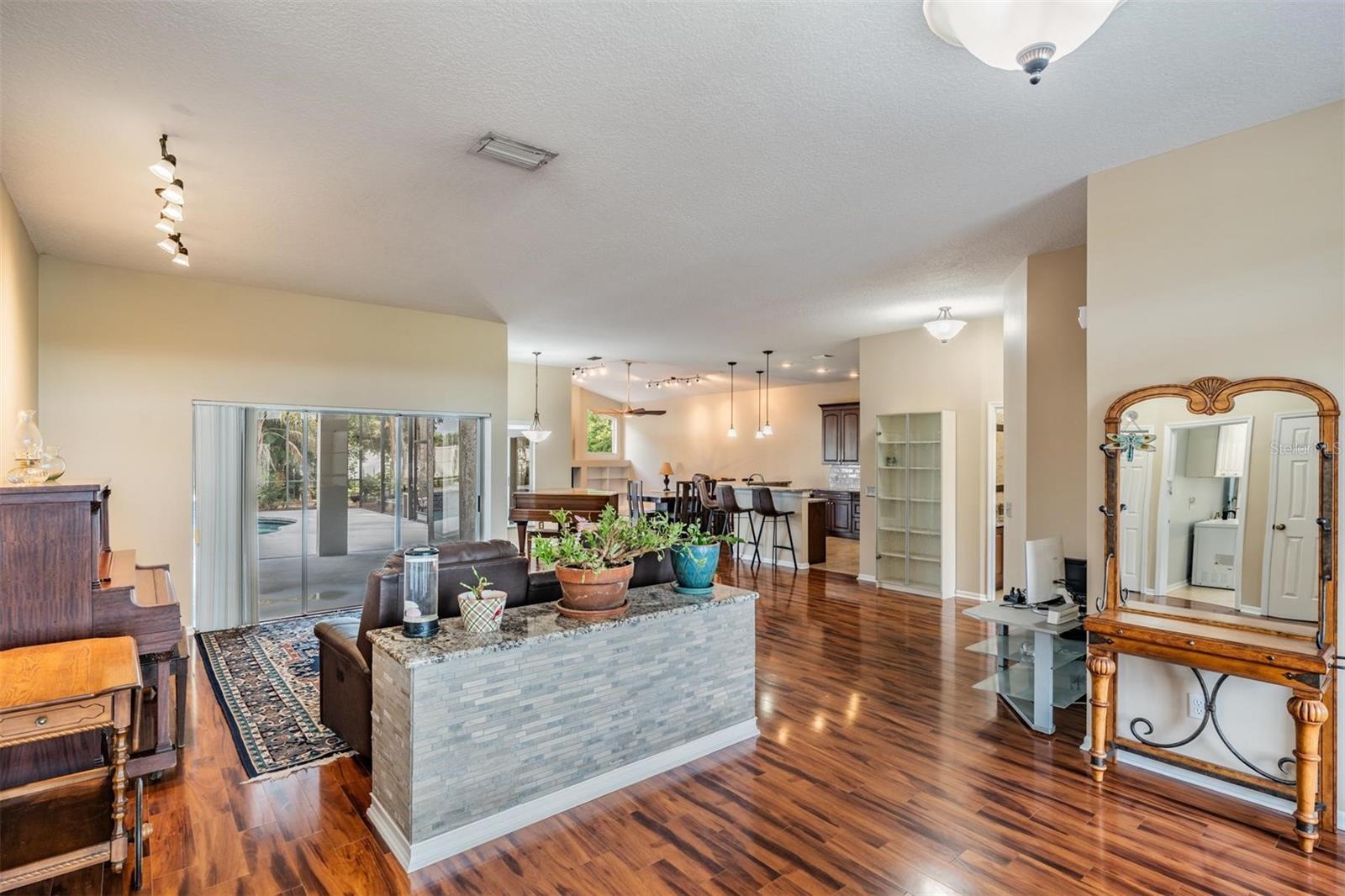 Image 12 of 46 For 6411 Barton Road