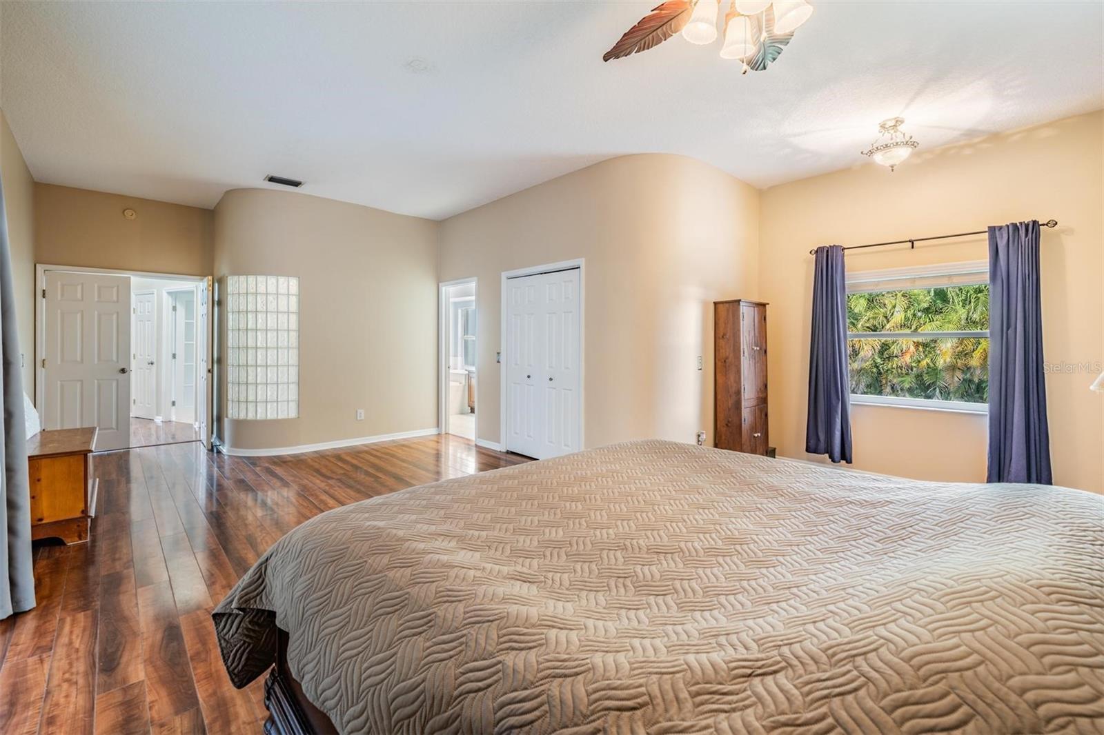 Image 14 of 46 For 6411 Barton Road