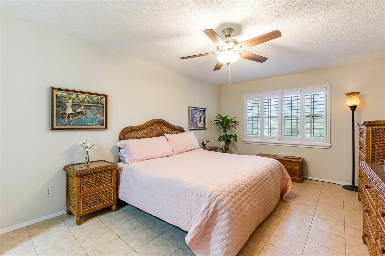 Image 11 of 22 For 2238 Lark Circle W D