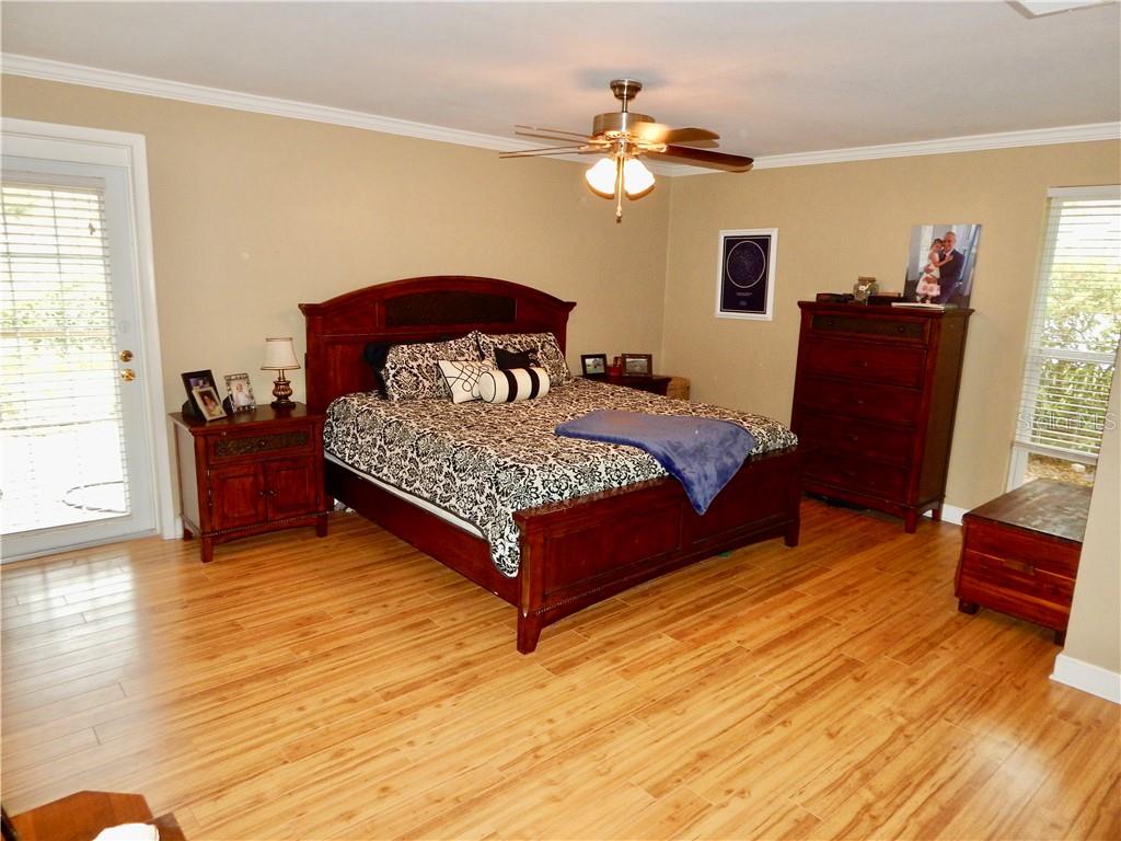 Image 11 of 35 For 2911 Mill Stream Court