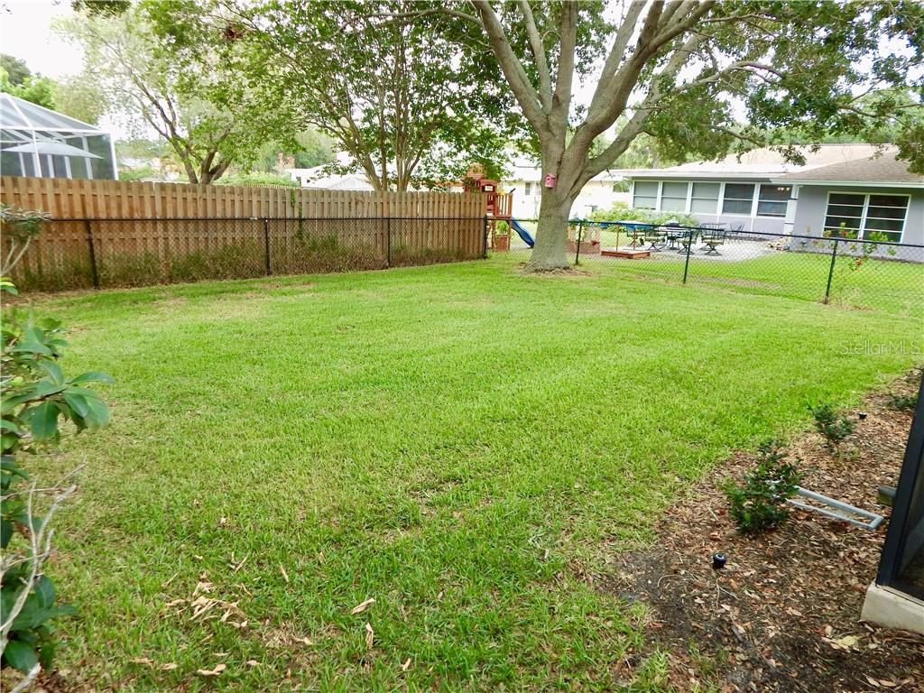 Image 5 of 35 For 2911 Mill Stream Court