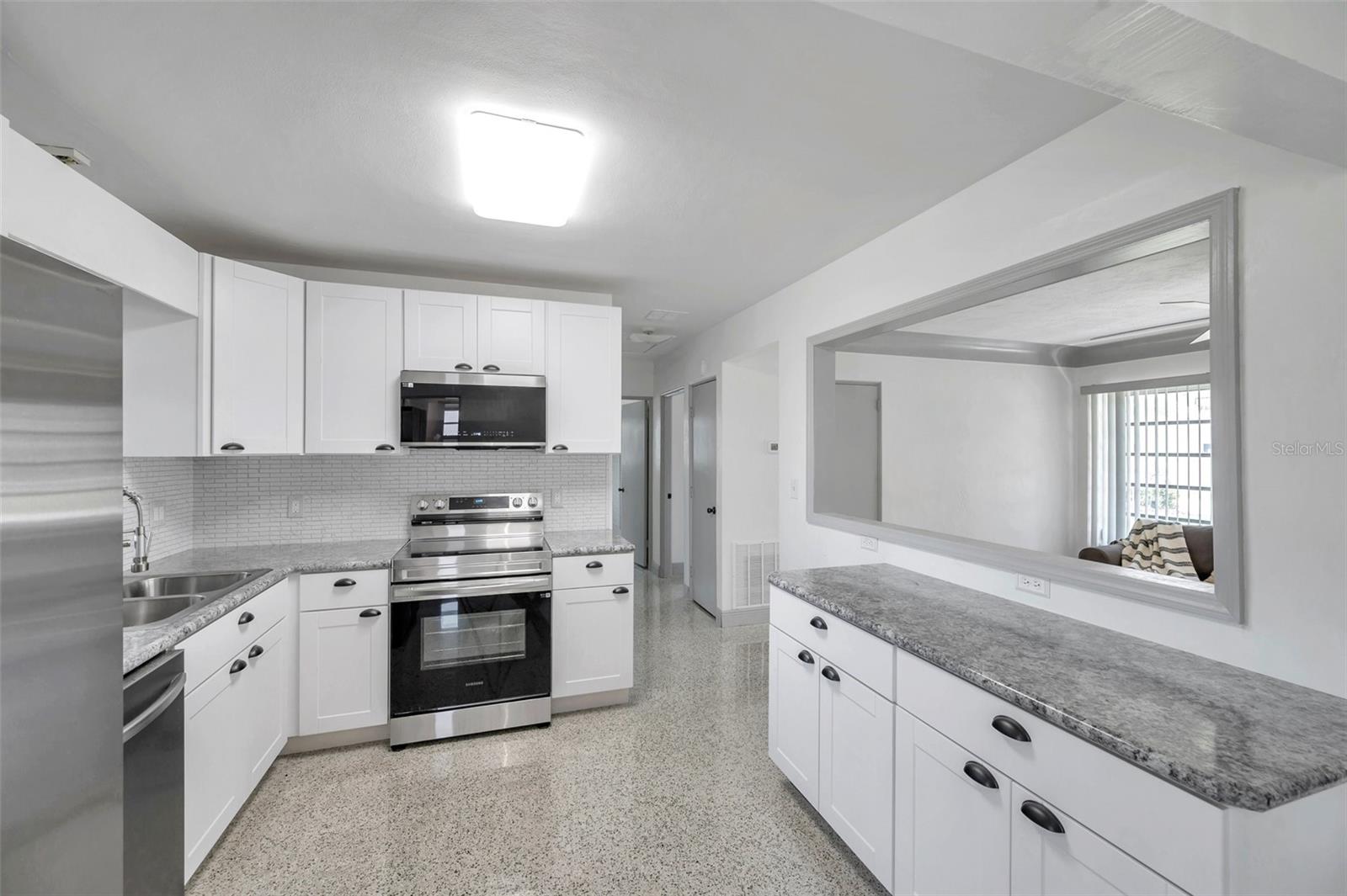 Image 10 of 27 For 3100 70th Street N