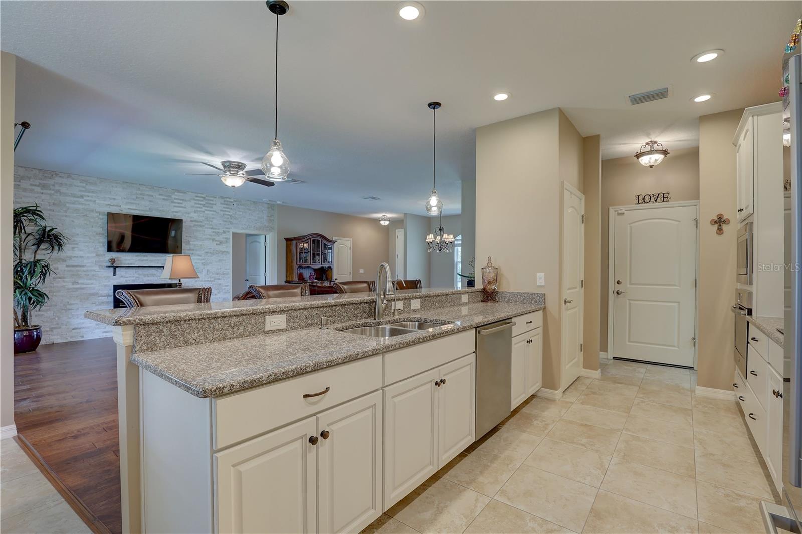 Image 19 of 51 For 3813 Salida Delsol Drive