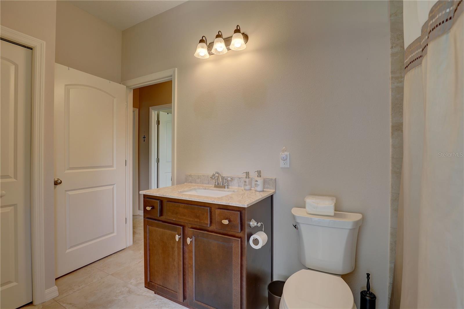 Image 33 of 51 For 3813 Salida Delsol Drive