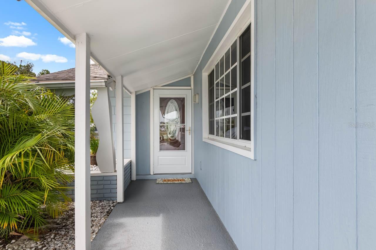 Image 3 of 27 For 1205 Desert Hills Drive
