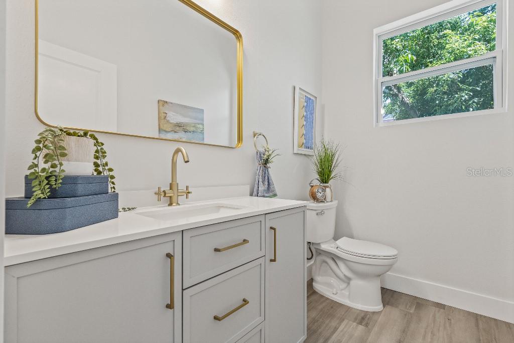 Image 10 of 15 For 4513 21st Street N