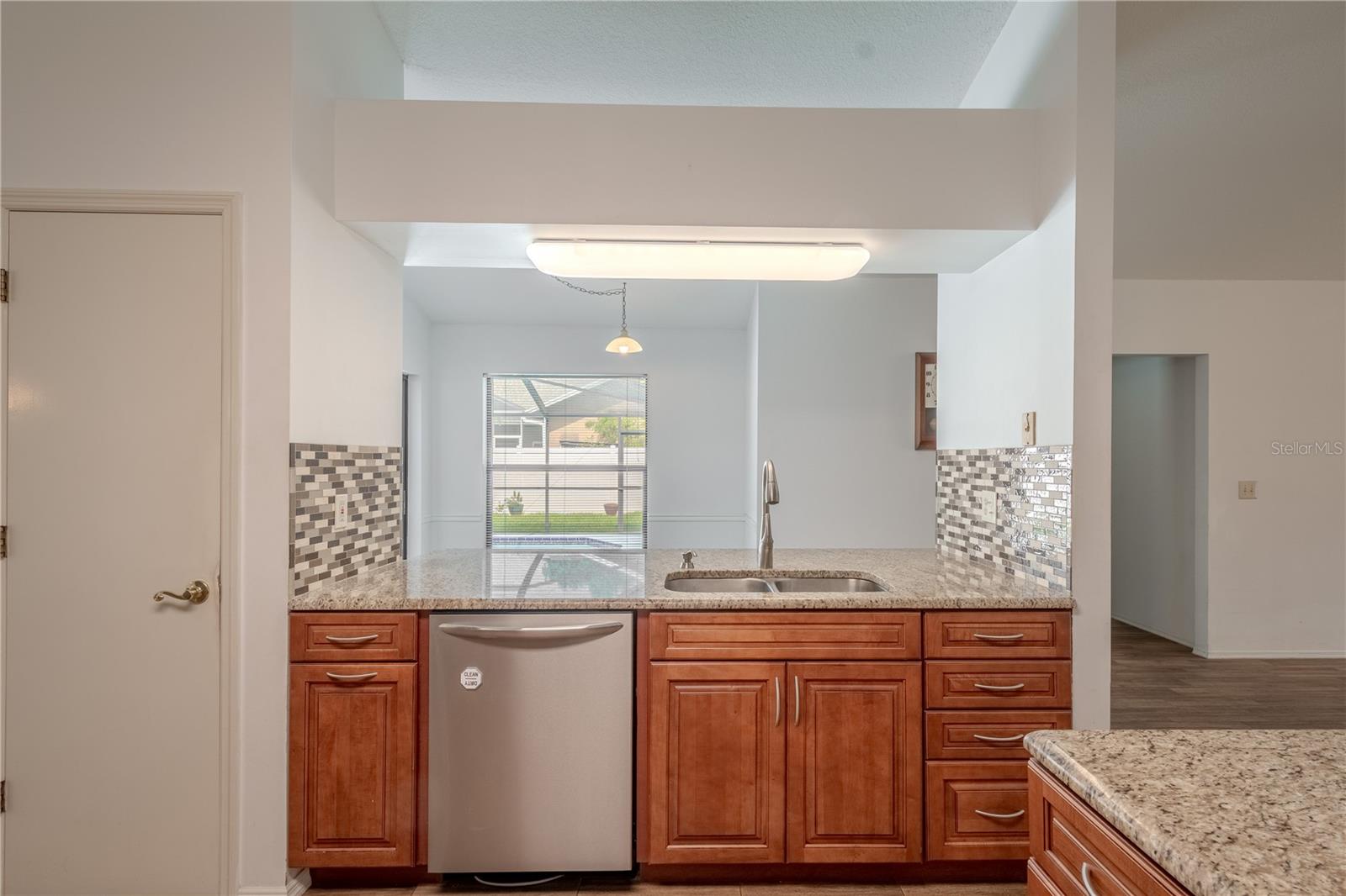 Image 15 of 51 For 1838 Eagle Ridge Boulevard