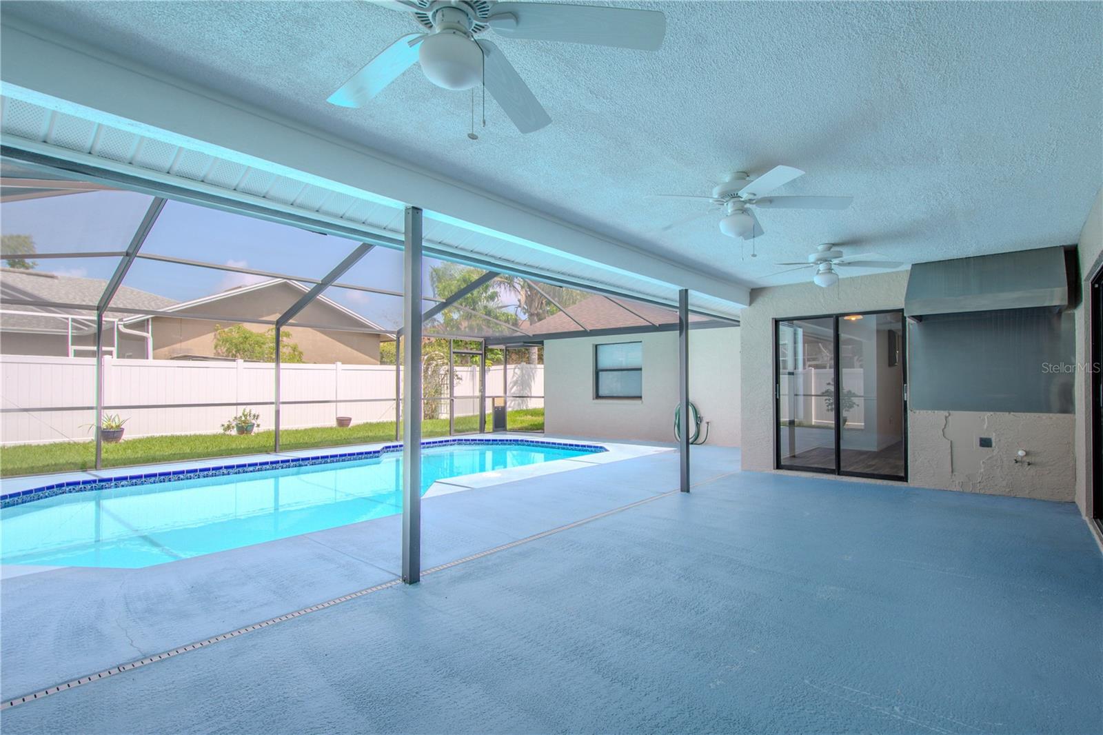 Image 18 of 51 For 1838 Eagle Ridge Boulevard