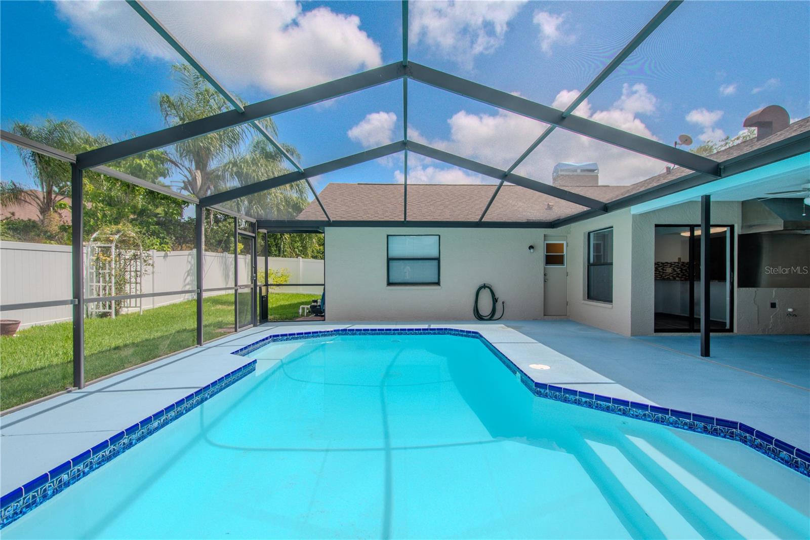 Image 19 of 51 For 1838 Eagle Ridge Boulevard