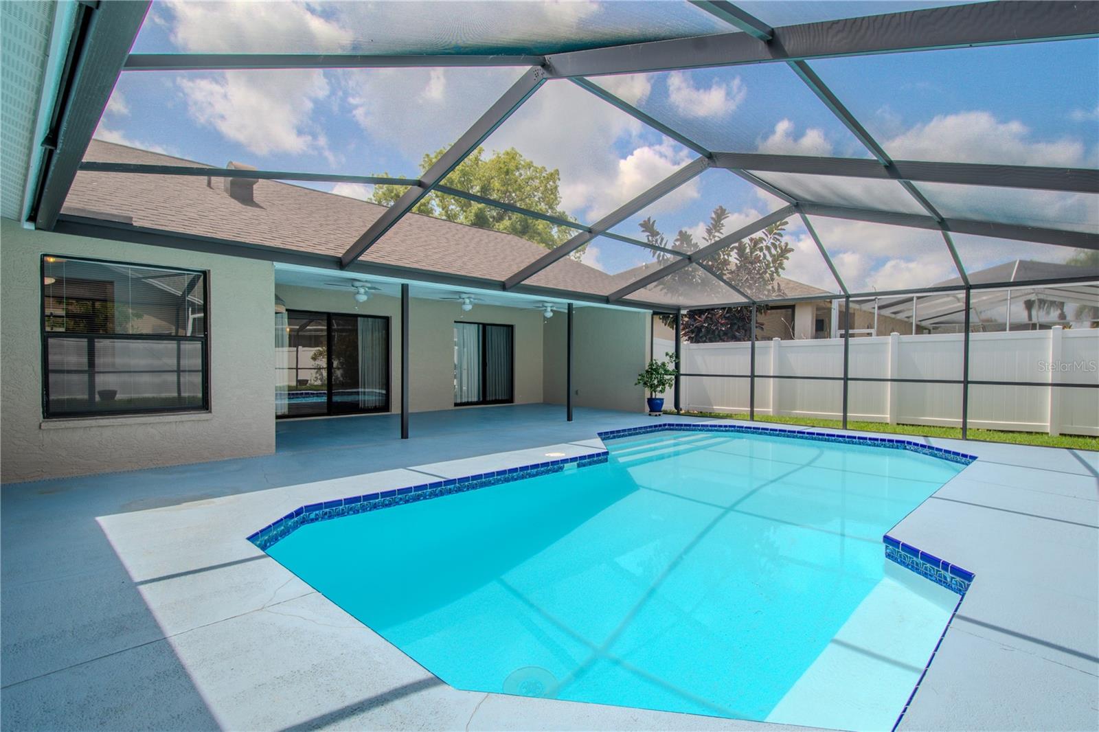 Image 20 of 51 For 1838 Eagle Ridge Boulevard