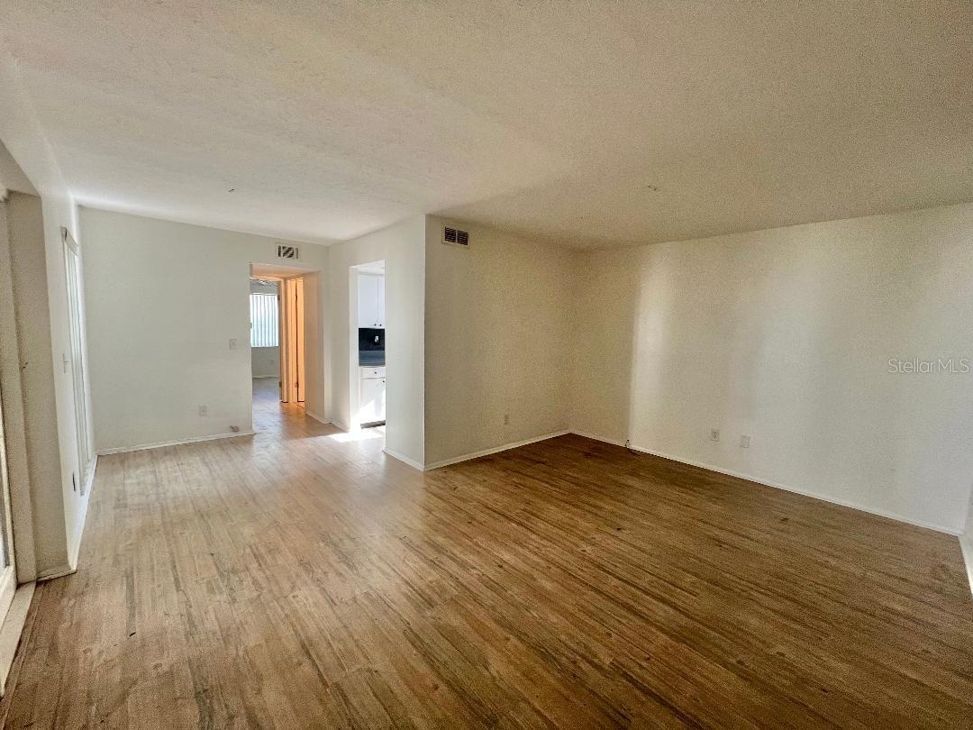 Image 10 of 11 For 4611 North B Street 125
