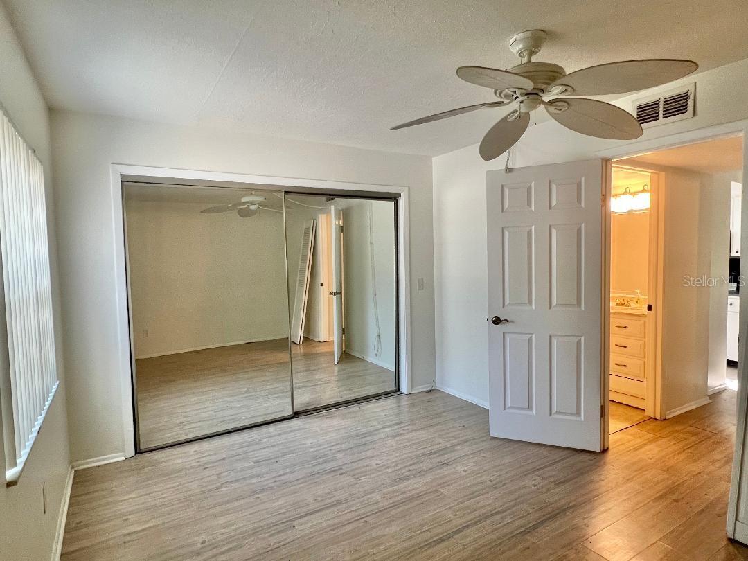 Image 6 of 11 For 4611 North B Street 125