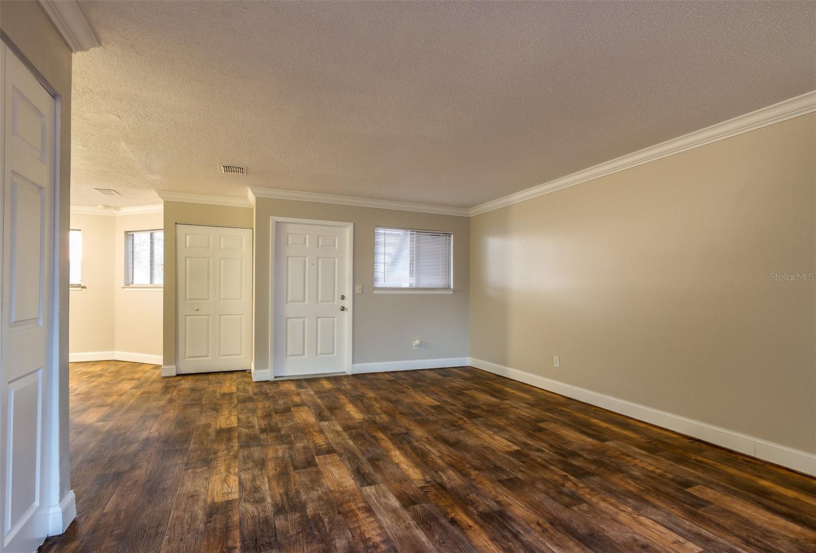 Image 8 of 10 For 7298 Ulmerton Road 306