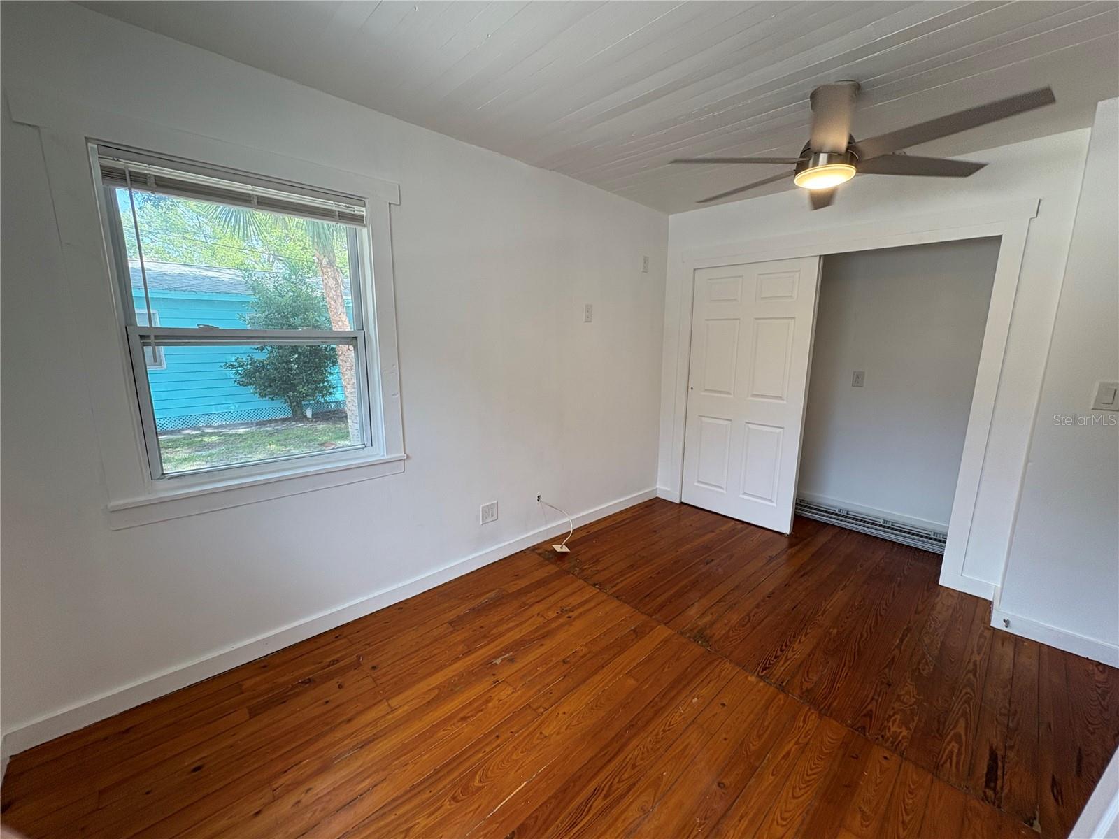 Image 12 of 30 For 420 5th Street N