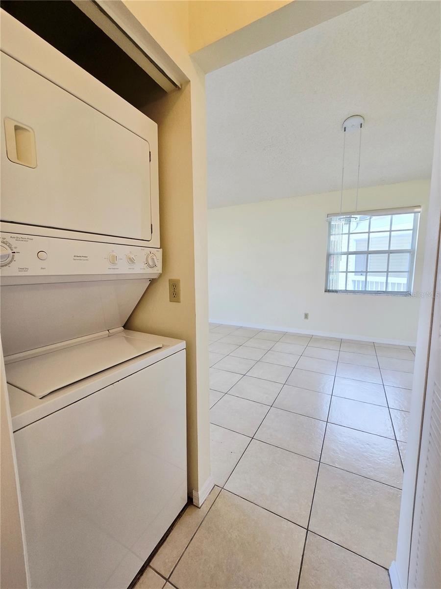 Image 20 of 36 For 6802 Stones Throw Circle N 14206