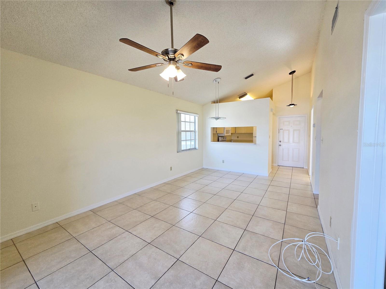 Image 22 of 36 For 6802 Stones Throw Circle N 14206