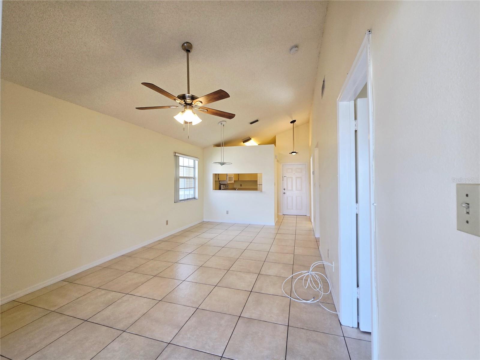 Image 7 of 36 For 6802 Stones Throw Circle N 14206