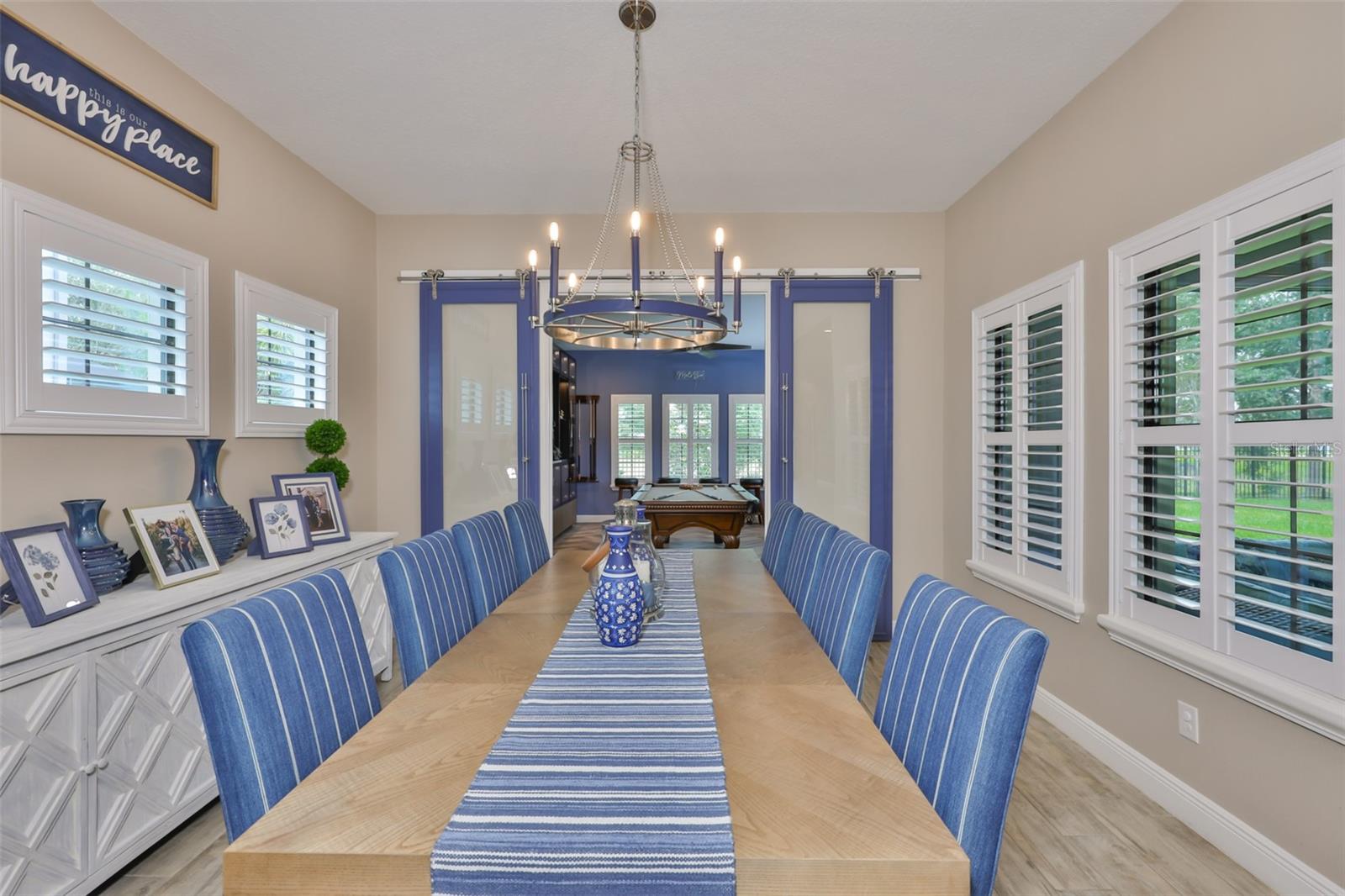 Listing photo id 20 for 6016 Shadowlake Drive