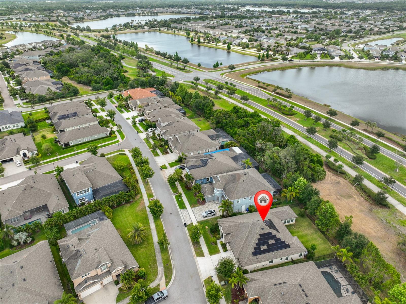 Listing photo id 47 for 6016 Shadowlake Drive