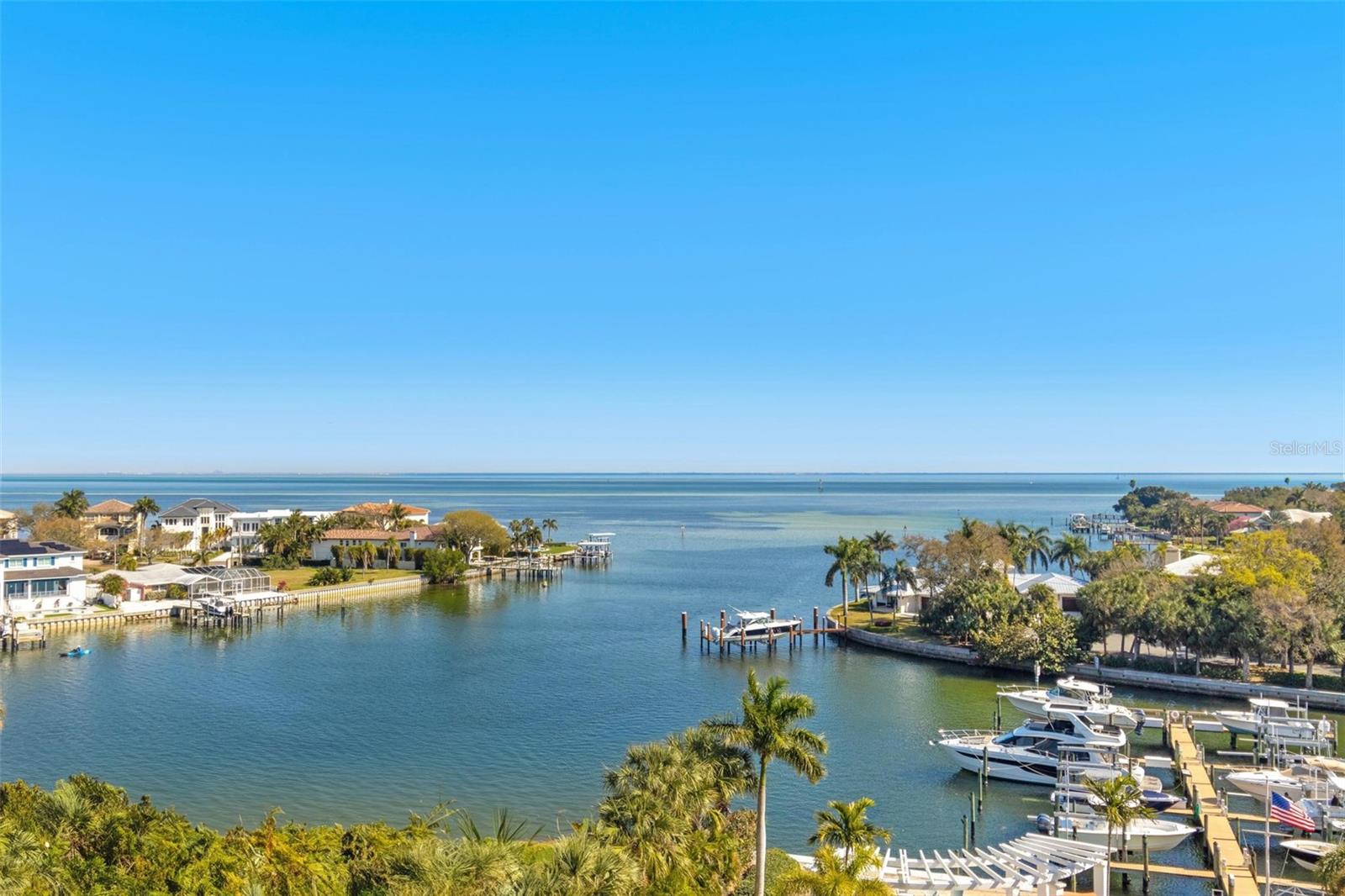 Image 10 of 53 For 1325 Snell Isle Boulevard Ne 708