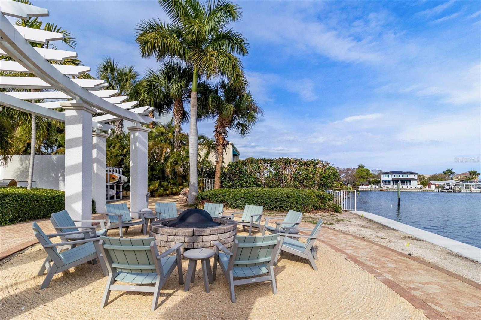 Image 43 of 53 For 1325 Snell Isle Boulevard Ne 708